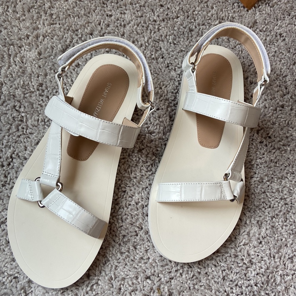 NWT Stuart Weitzman Croc embossed Sport Sandals